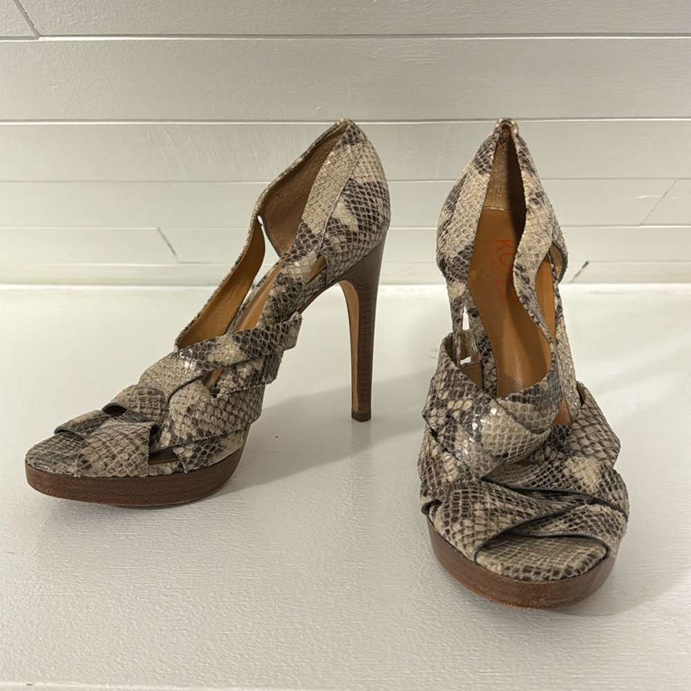 Michael Kors Animal Print Hells